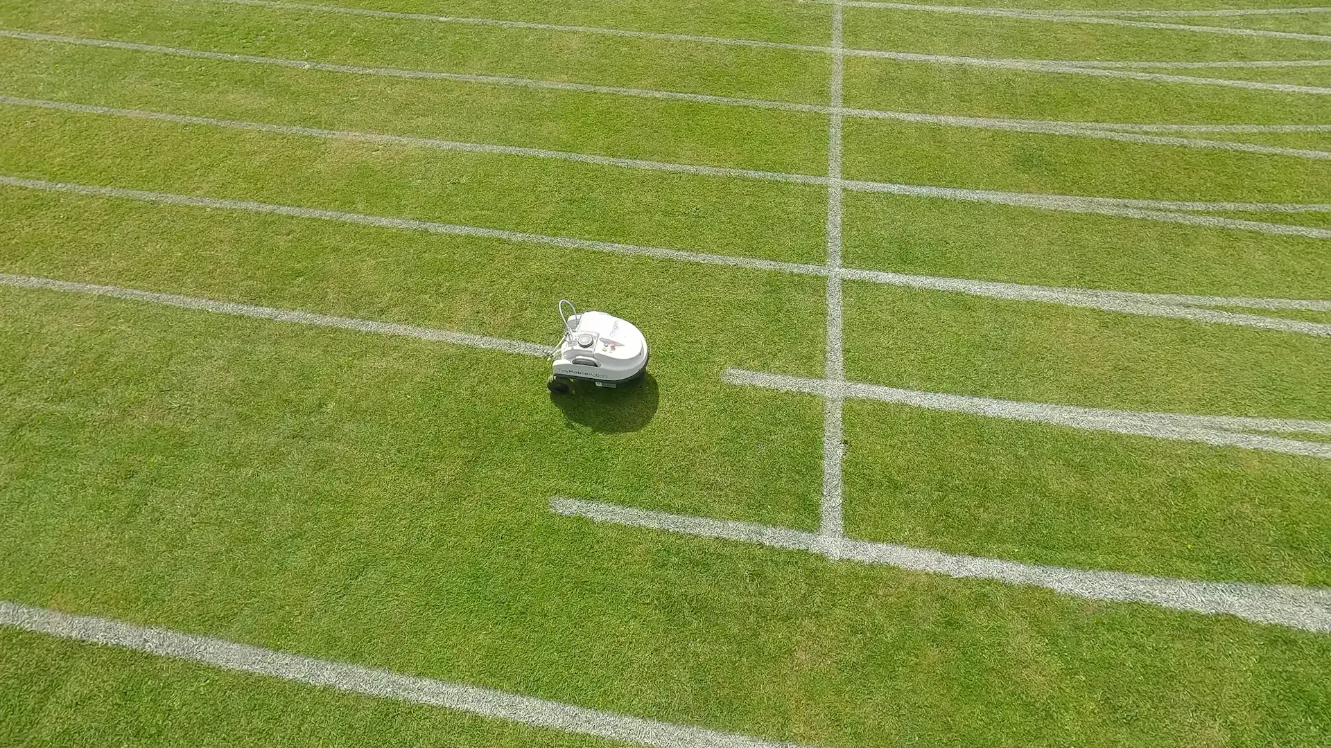 TinyLineMarker Sport marking a running track
